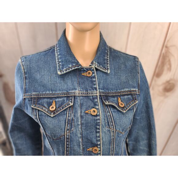 Vintage GAP Women XS Distressed Blue Denim Cotton Jean Jacket Brass Buttons - Picture 3 of 8